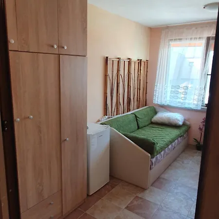 아파트 лято *